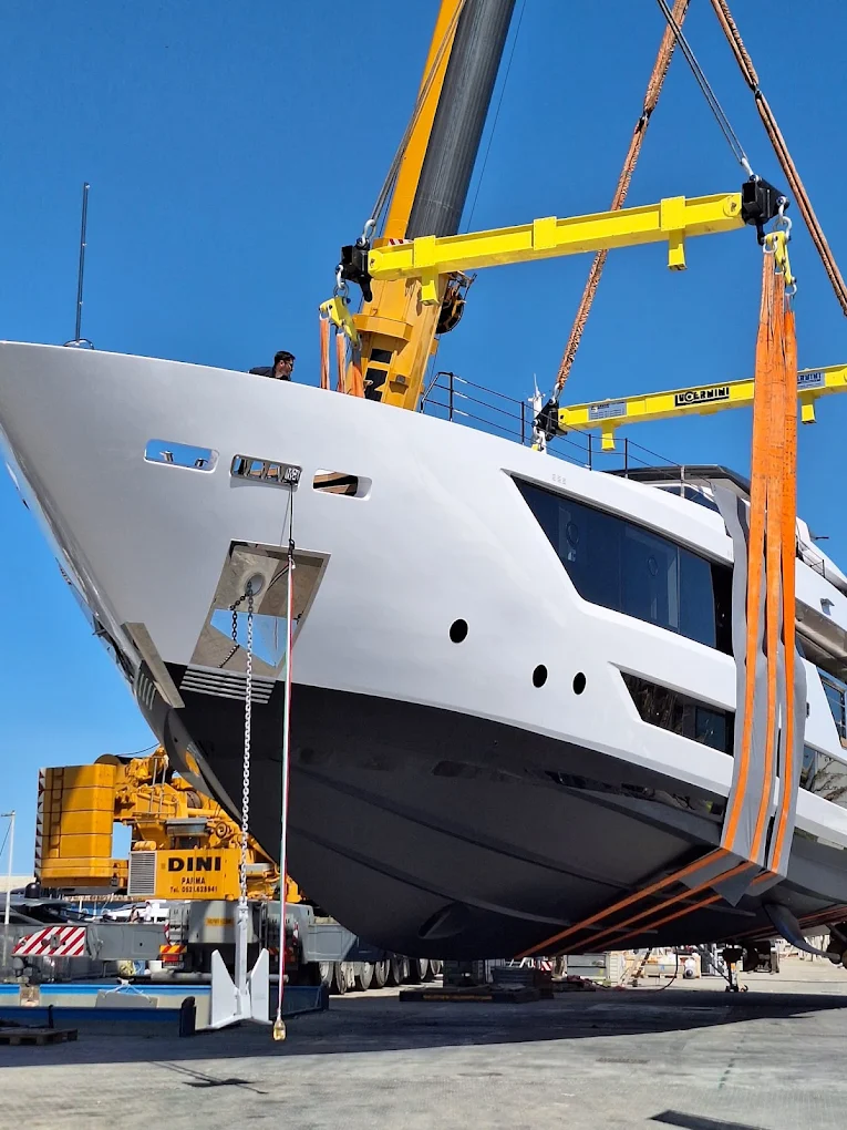 Bilancino speciale Lucernini configurabile per trasporto imbarcazioni